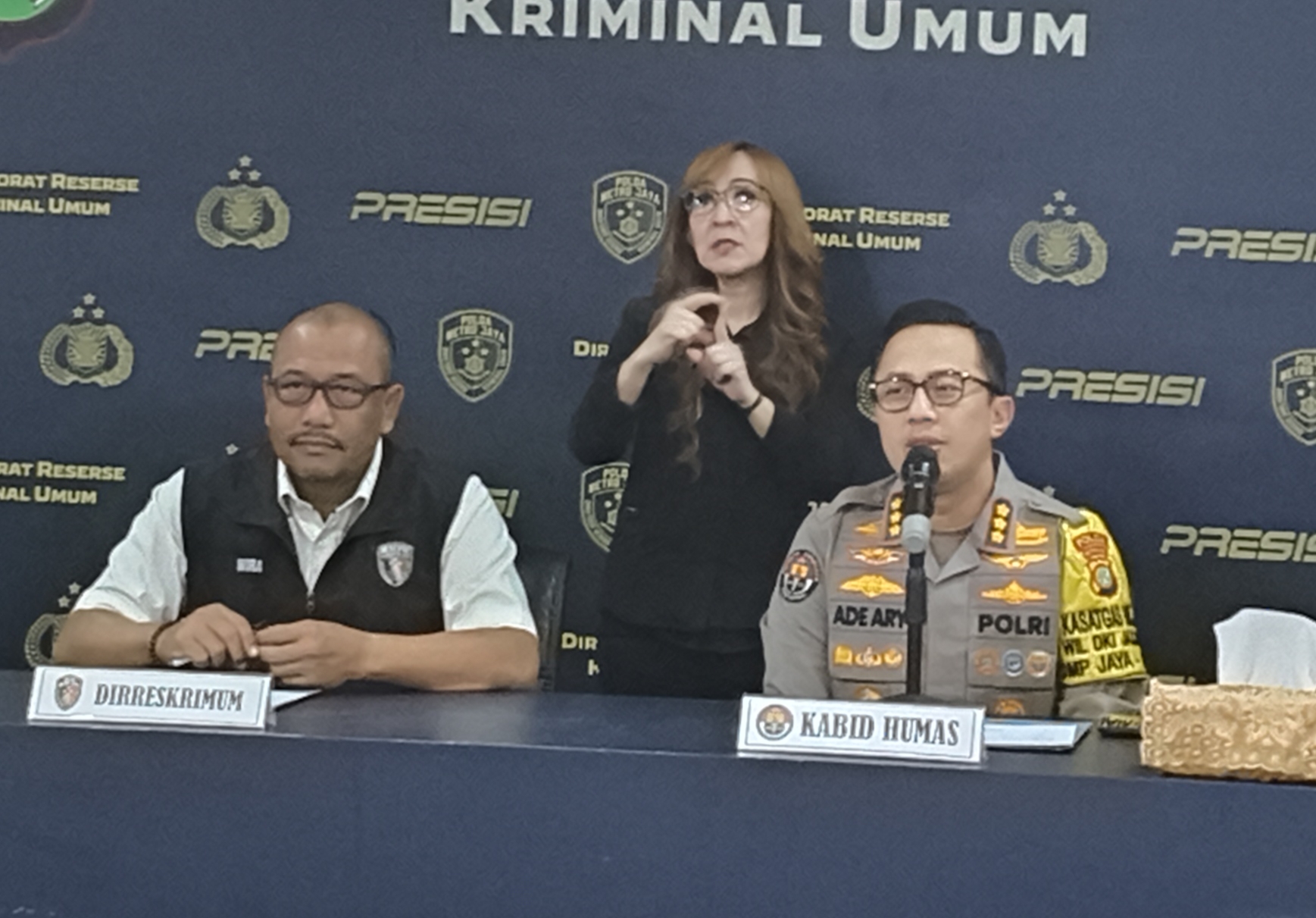 Pria di Jakarta Timur Terkena Peluru Nyasar, Dilarikan ke RS!