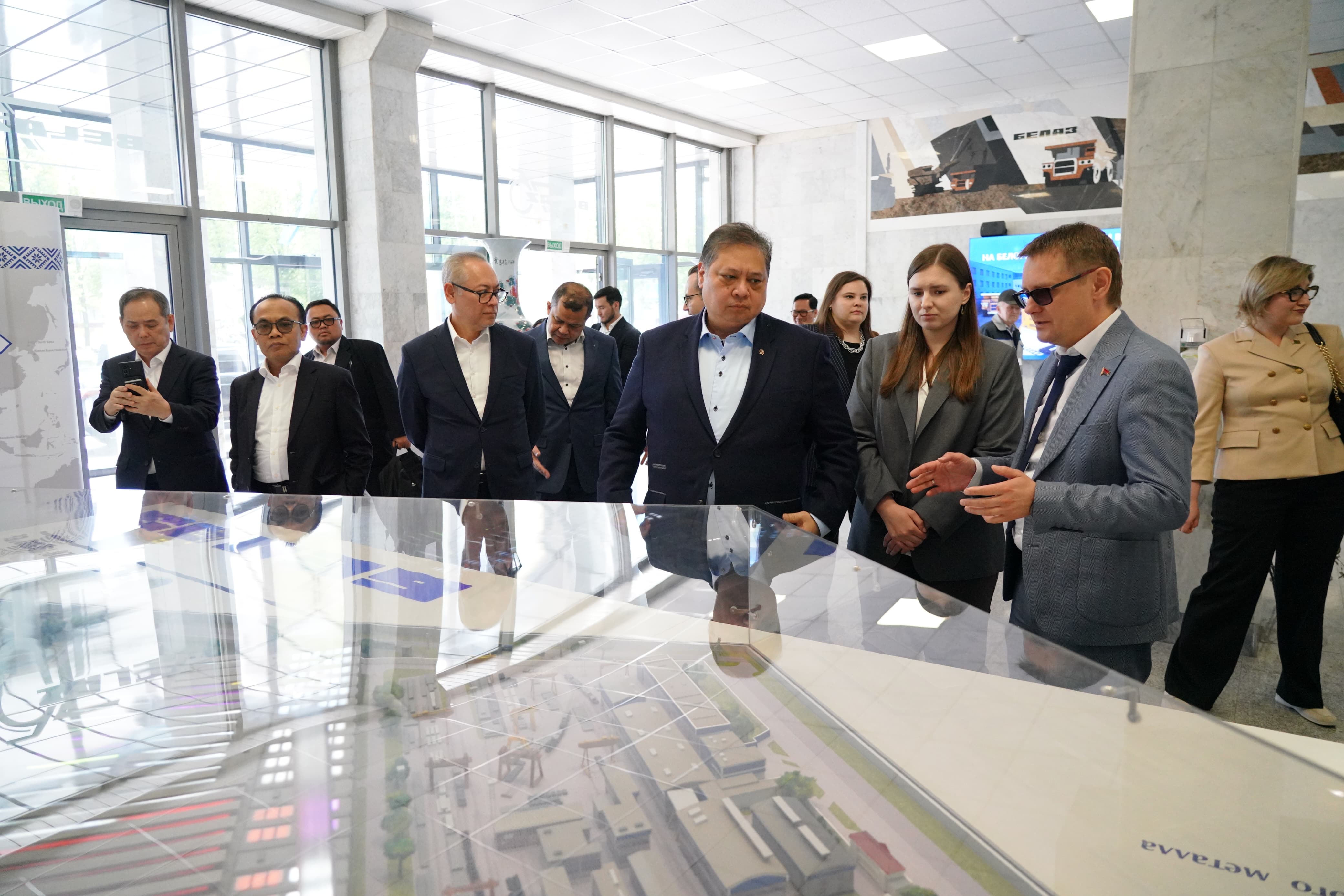 Kawal Pertemuan RI–Belarus, Menko Airlangga Jajaki Potensi Perdagangan demi Optimalisasi I-EAEU FTA