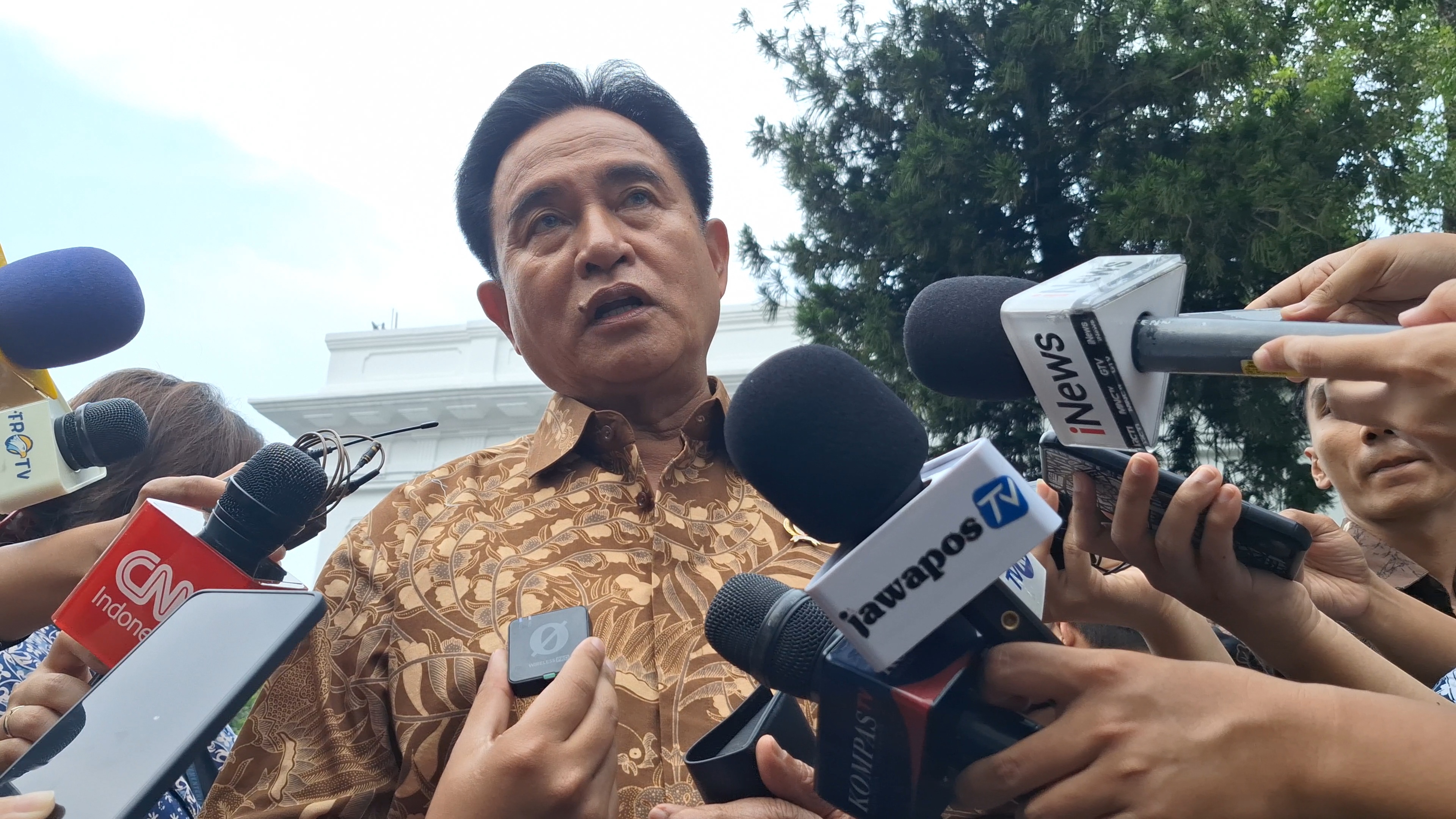 Riza Chalid Diduga Kabur ke Malaysia, Yusril: Ekstradisi Bisa Ditempuh