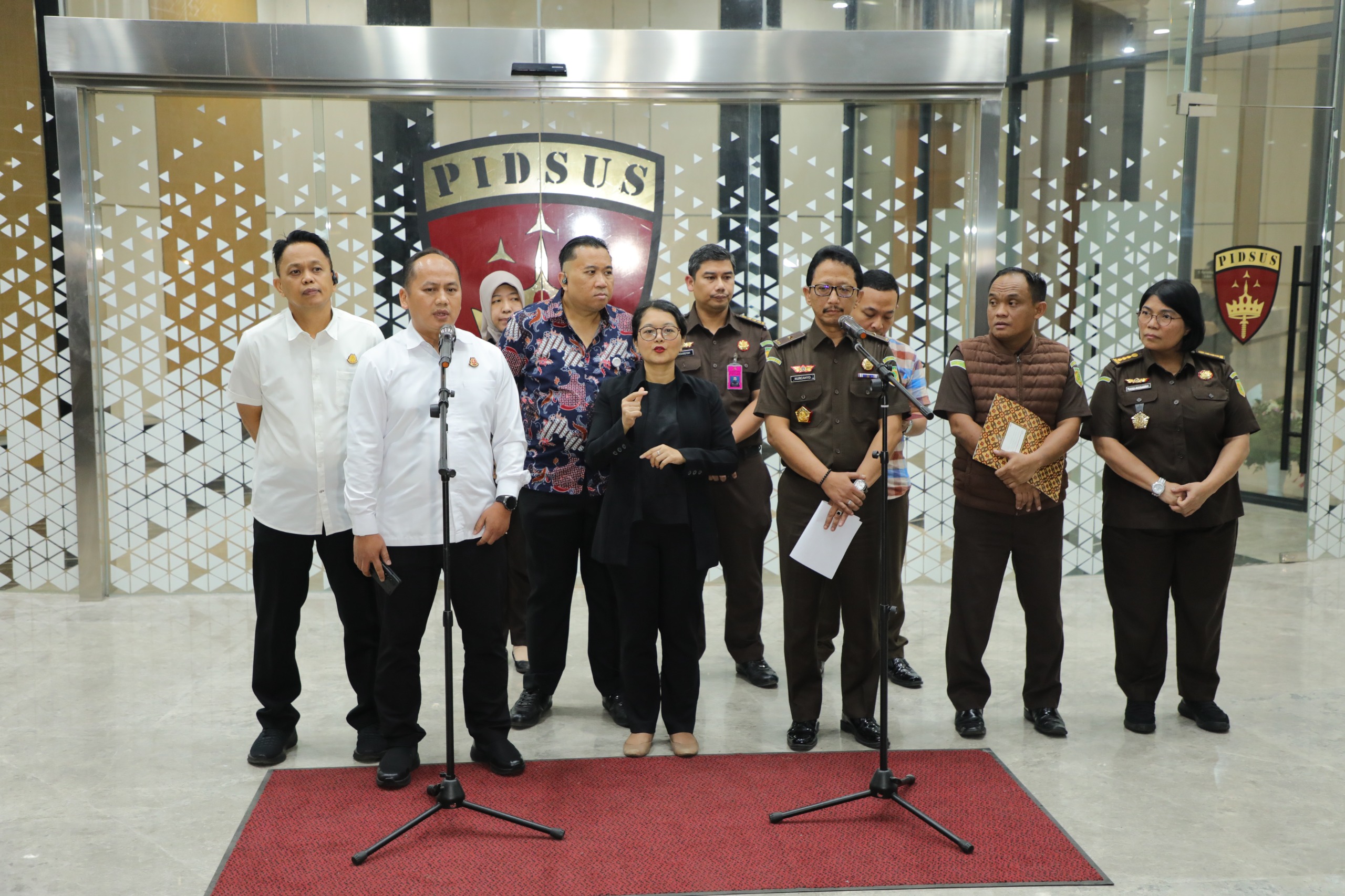 Kejagung Tetapkan 8 Tersangka Kasus Korupsi PT Sritex