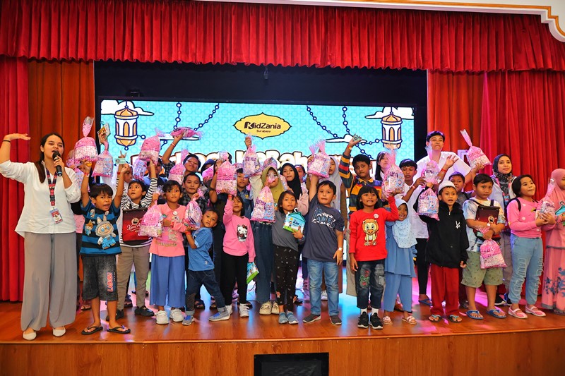 KidZania Surabaya Berbagi Kebahagiaan Dengan Anak Jalanan  dan Panti Asuhan