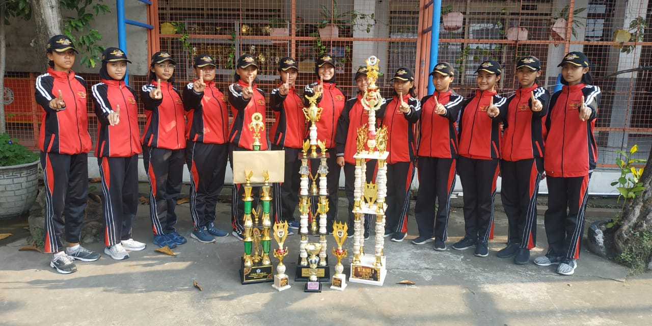 Ini Juara Lomba Baris-Berbaris di SMA Sejahtera Surabaya, Almamater Andik Vermansyah dan Rizky Ridho