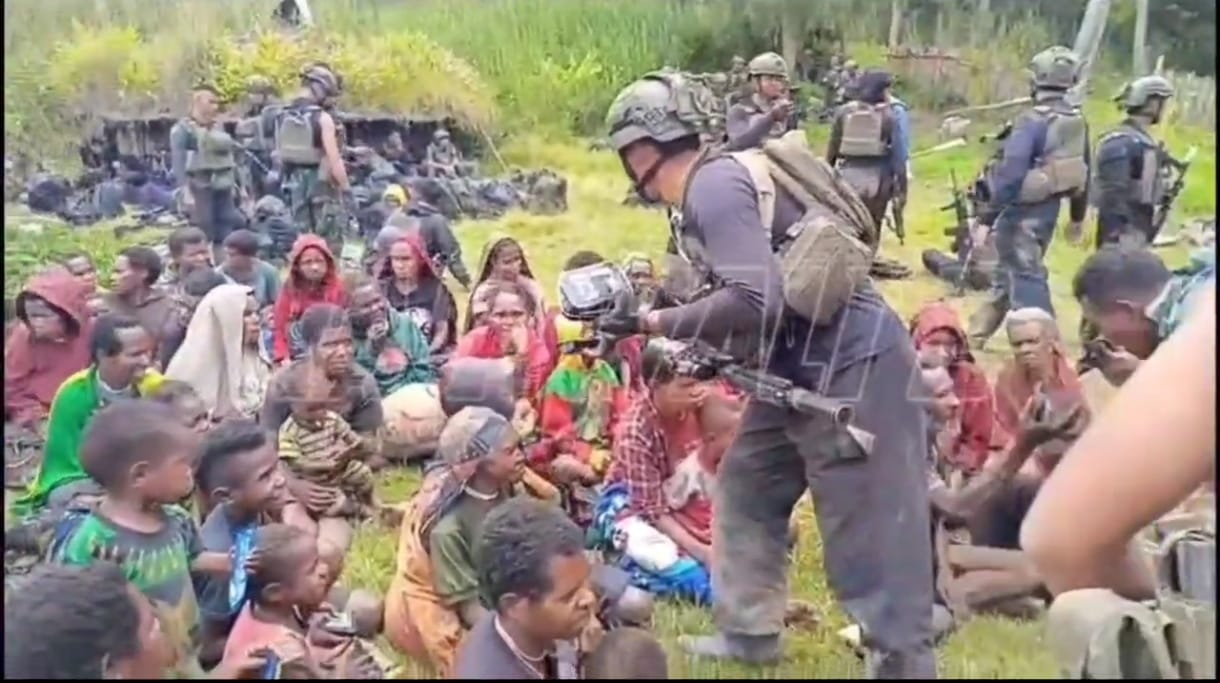 Baku Tembak di Intan Jaya, TNI Tewaskan 14 Anggota KKB dan Rebut Markas Besar
