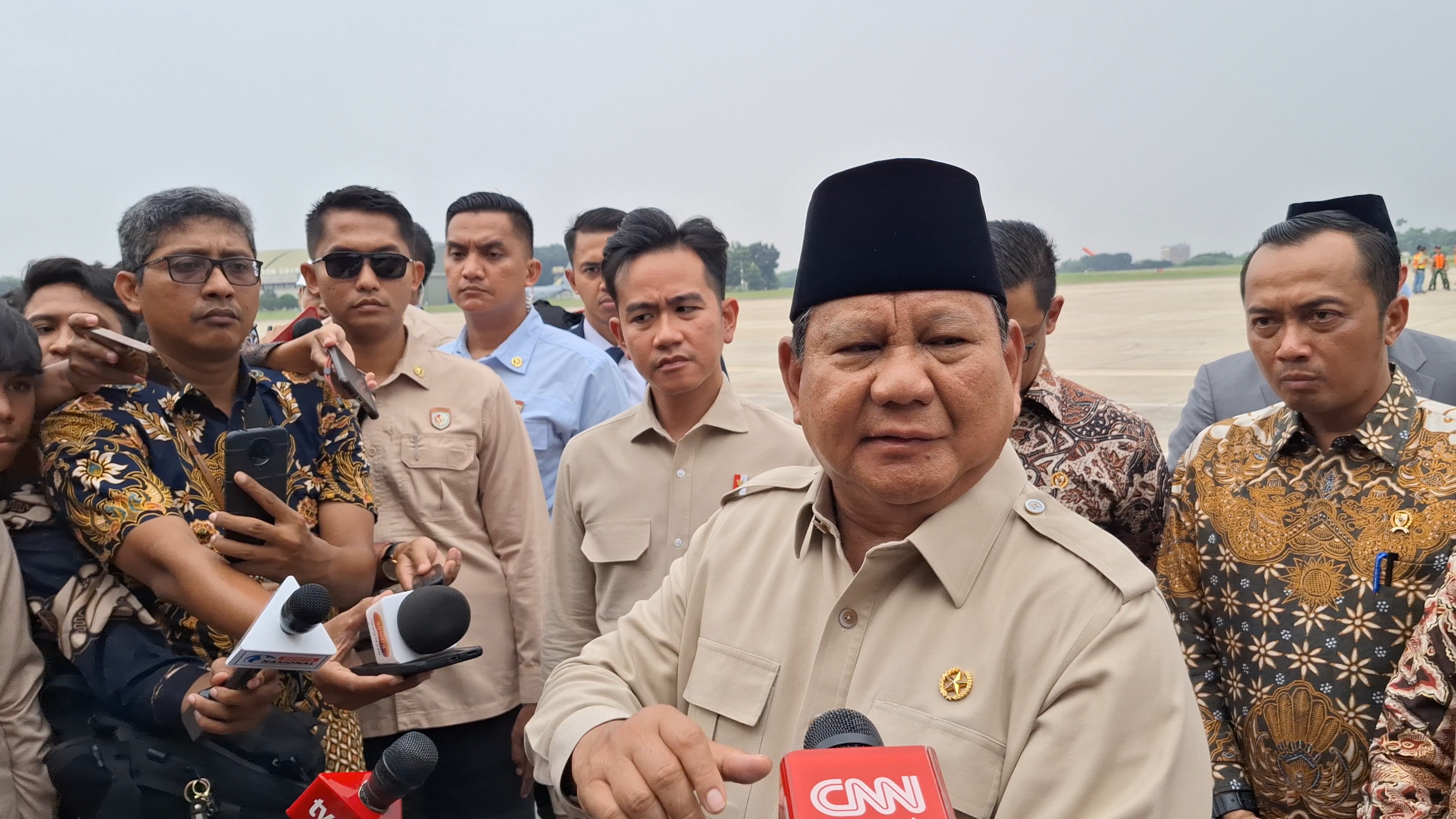 Prabowo Panggil Kepala BGN, Berikan 4 Instruksi Atasi Keracunan MBG
