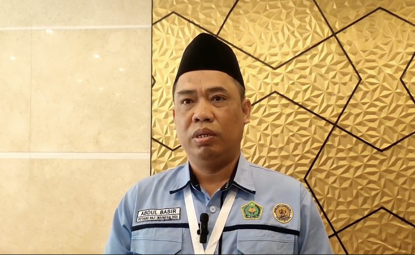 Jamaah Haji Asal Sidoarjo Wafat di Pesawat, Disalatkan di Raudah, Dimakamkan di Baqi