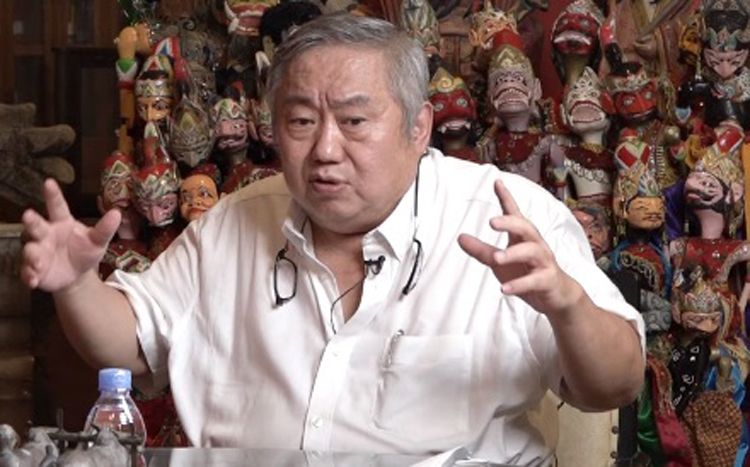 Tokoh Tionghoa Bela Roy Suryo Soal Meme Stupa Jokowi: Saya Berani Bertaruh Mana Ada Umat Buddha yang Marah?