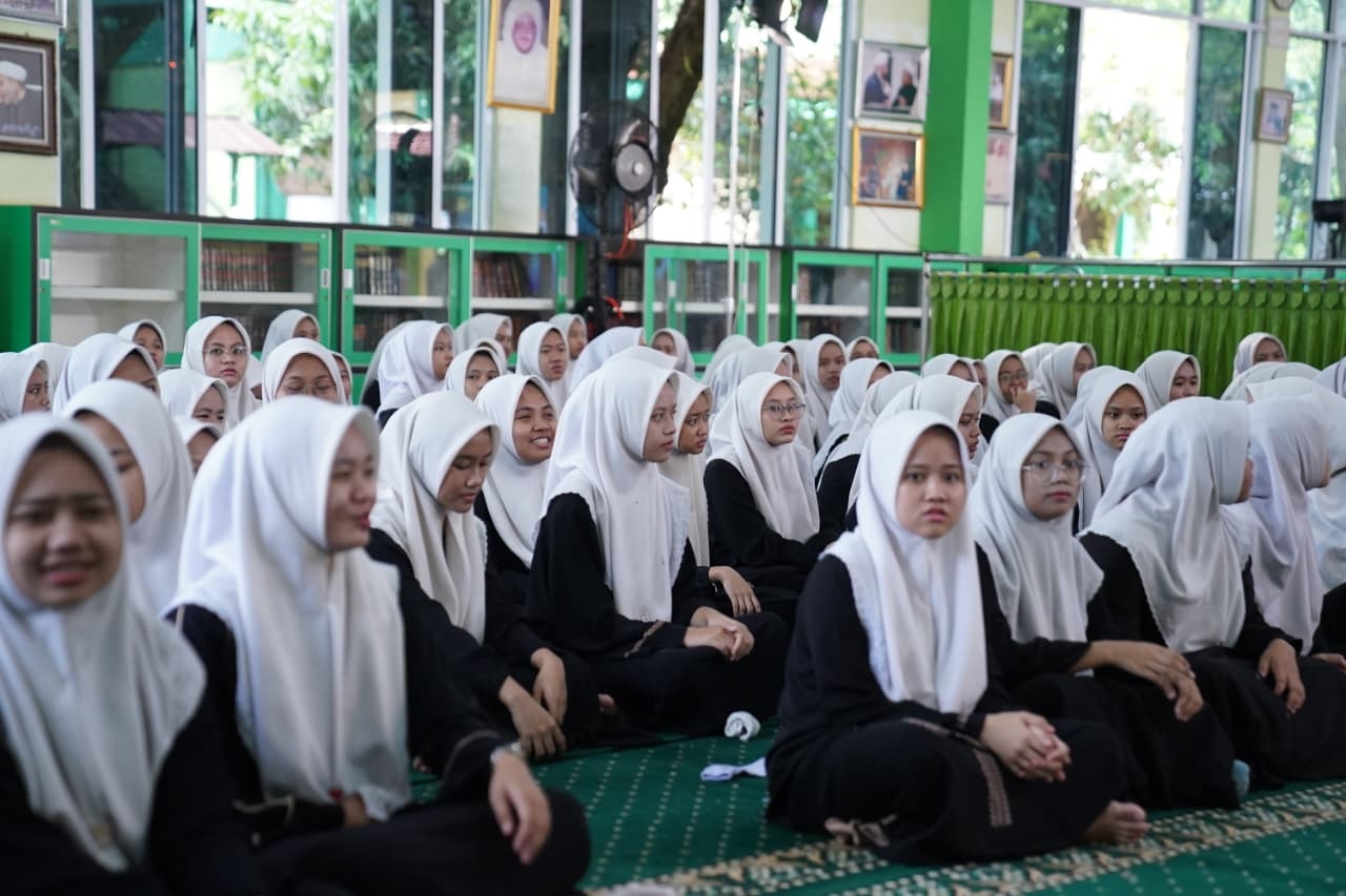 Jelang Lebaran 2026, Kemenag Cairkan Dana BOS Pesantren Rp111,9 Miliar