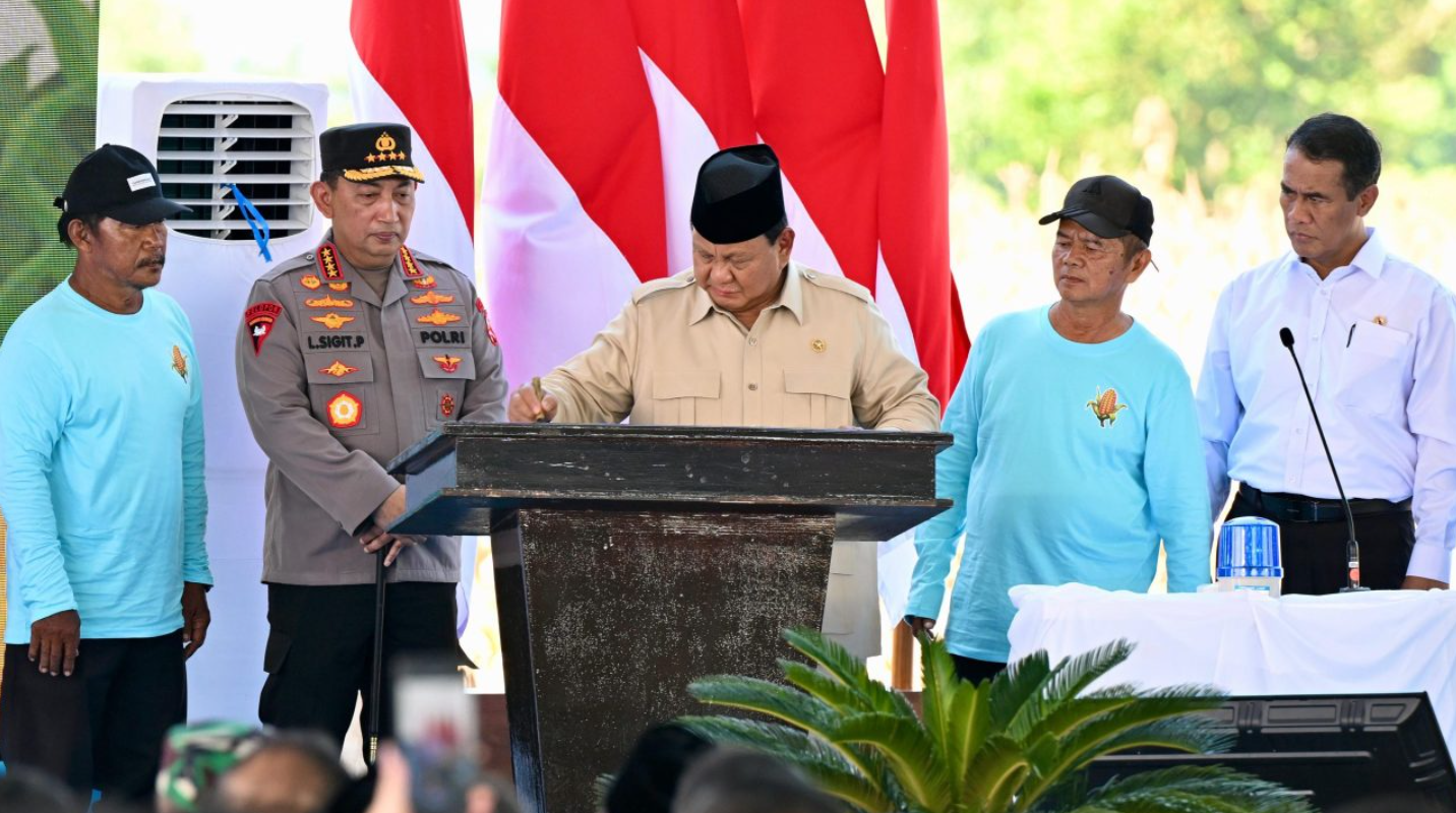 Prabowo Resmikan Pembangunan Gudang Pangan Milik Polri