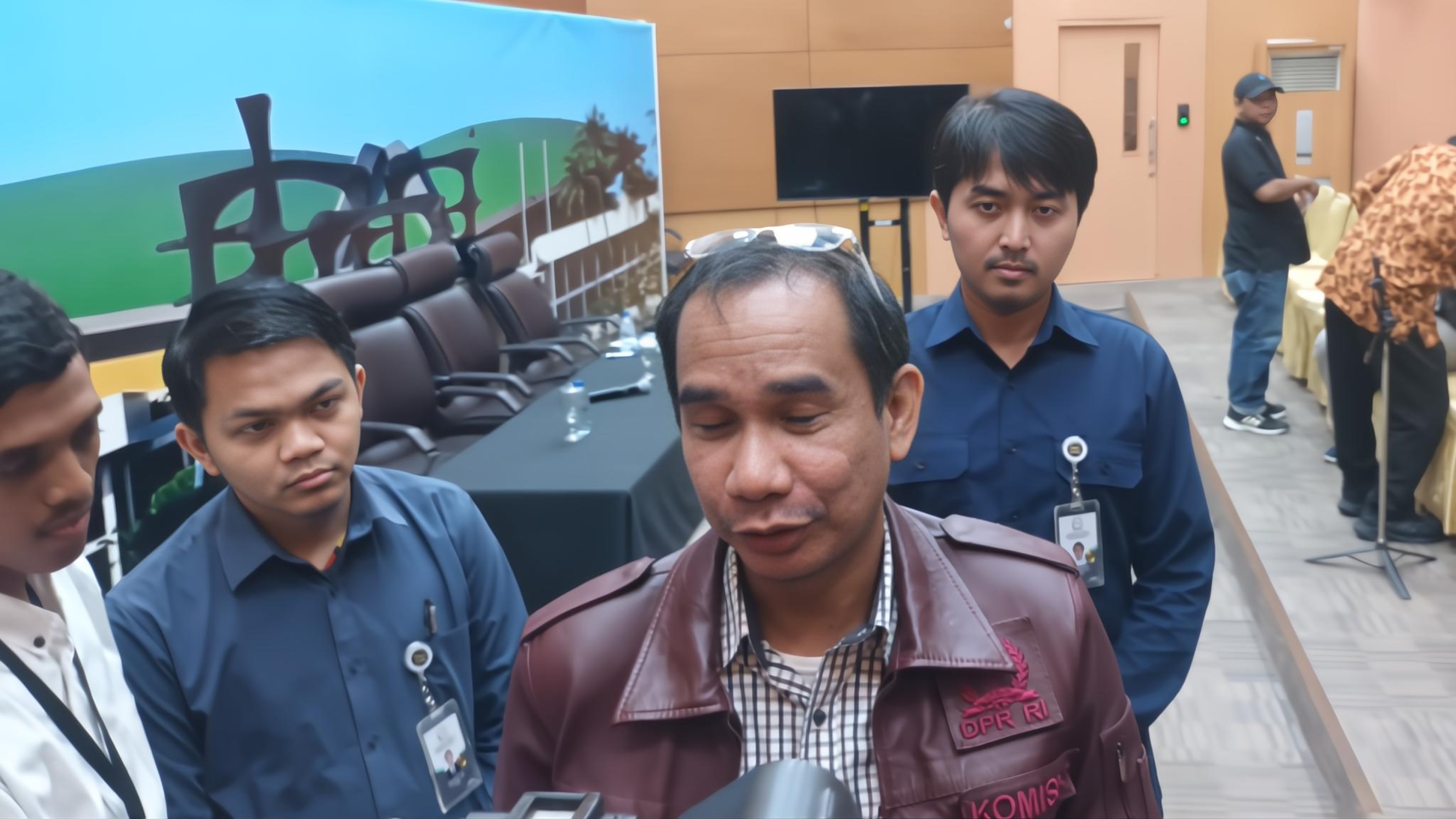 Kematian Diplomat Muda Arya Daru Masih Misterius, DPR Minta Kapolri Ambil Alih Kasus