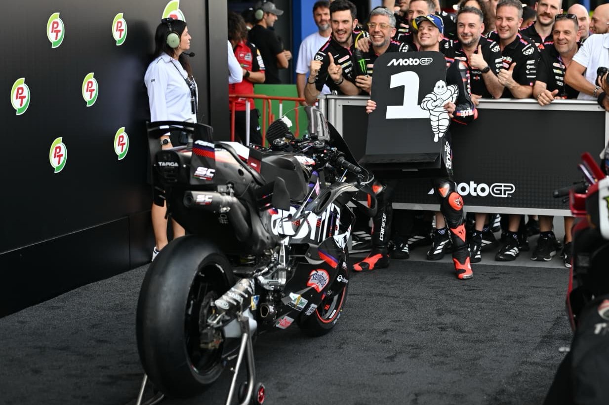 MotoGP Thailand 2026: Bezzecchi Rebut Pole Position Usai Duel Sengit dengan Marc Marquez