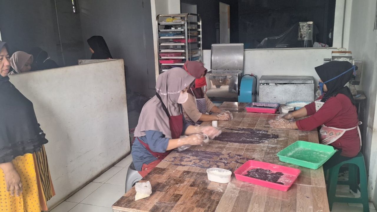 Kolaborasi BRI dan KWT Sri Mandiri, Kembangkan Perekonomian di Kaki Gunung Ciremai