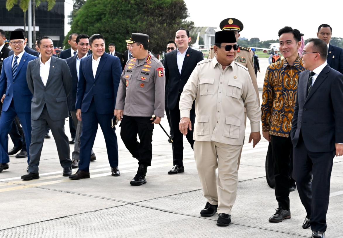 Kunker ke Sejumlah Negara Selama 2 Minggu, Prabowo Titip Pesan ke Gibran dan Dasco