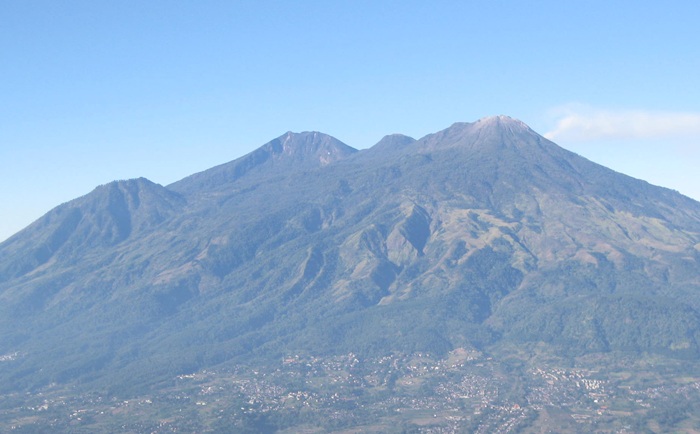 Kawasan Gunung Arjuno-Welirang Kebakaran, Akses Ditutup Sementara, 3 Titik Api Terdeteksi dari Udara