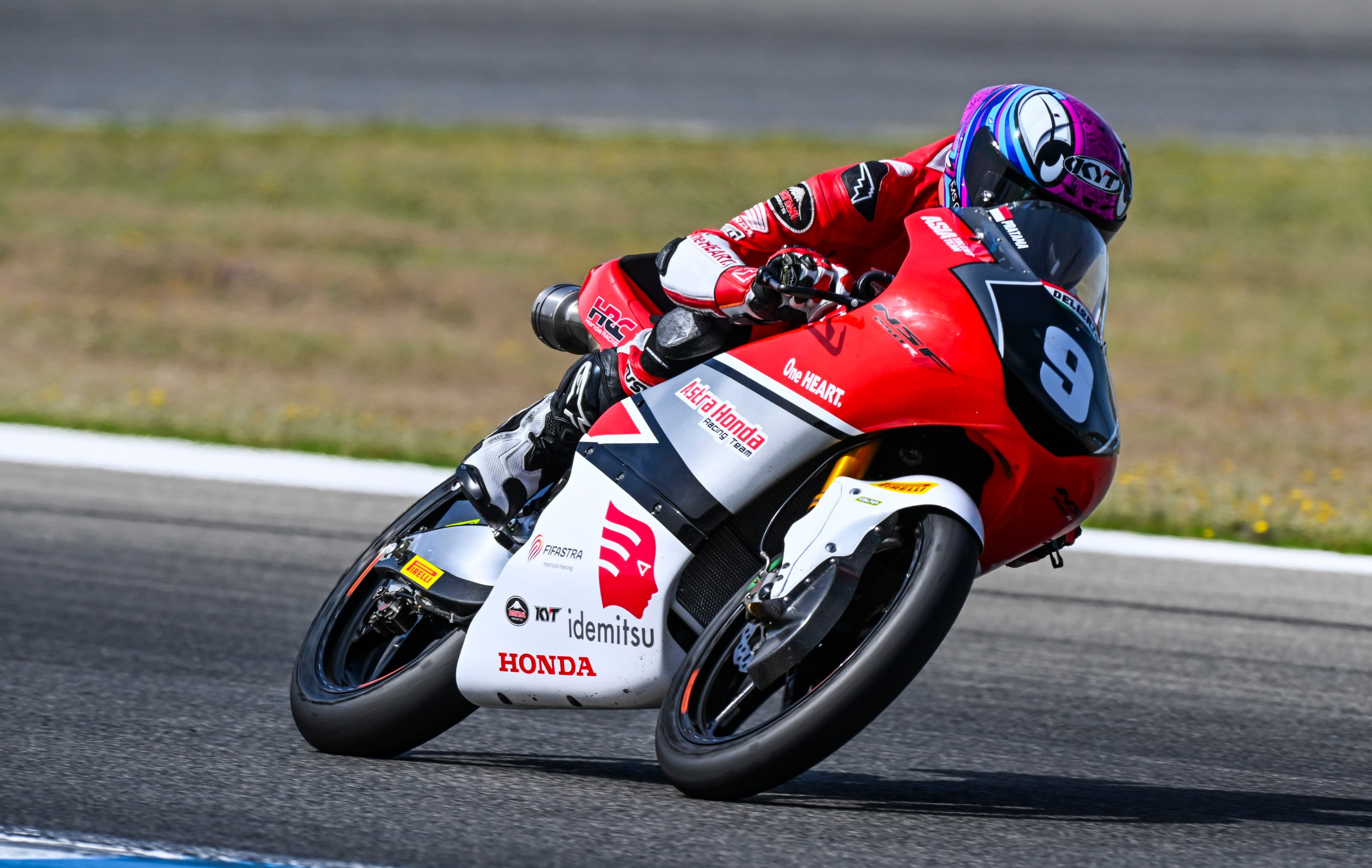 Veda dan Ramadhipa Siap Turun di JuniorGP Prancis Pekan Ini, Siap Berburu Poin Maksimal