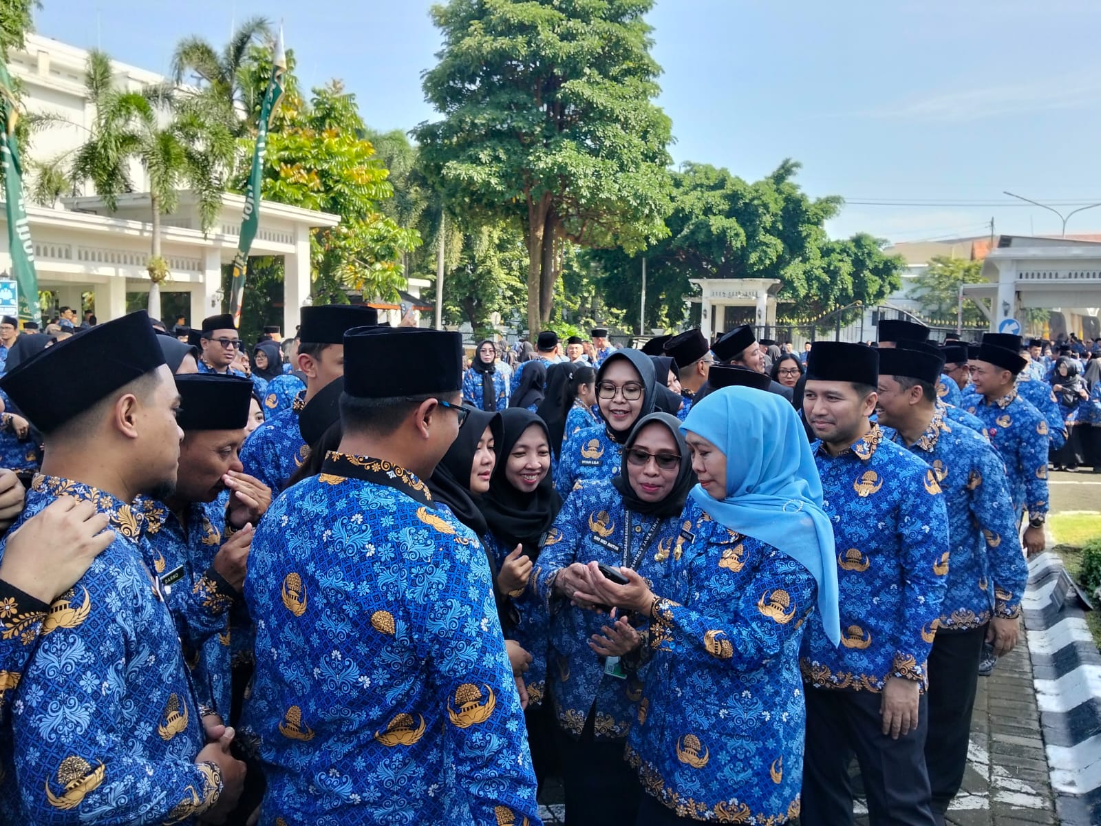 Pemprov Jatim Siapkan Skema WFH Imbas Lonjakan Harga Minyak Dunia 