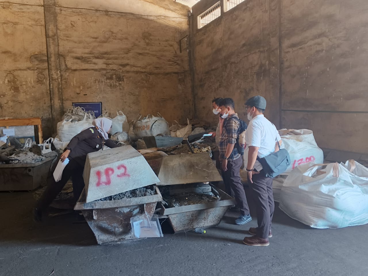 Kejagung Sita Lebih 104 Ton Timah Milik Terpidana Aon untuk Bayar Uang Pengganti Korupsi PT Timah