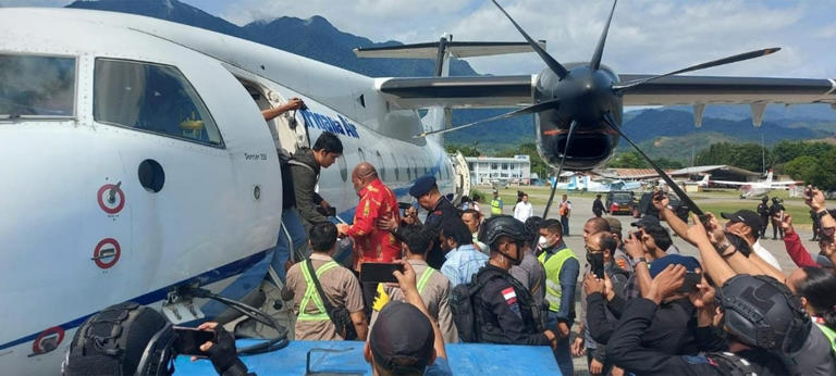 Keluarga Kecewa Lantaran Lukas Enembe Tak Dijemput Pakai Pesawat Garuda: Ini Sudah Kejahatan