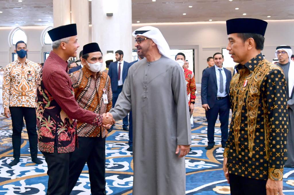 Presiden Jokowi Bersama Presiden UEA Resmikan Masjid Raya Sheikh Zayed Al-Nahyan