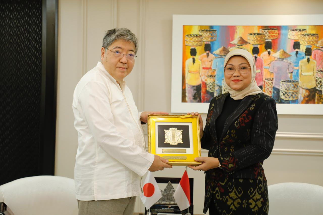 Menaker Terima Kunjungan Kehormatan LBBP, Berharap Kerja Sama Ketenagakerjaan Indonesia-Jepang Terus Meningkat