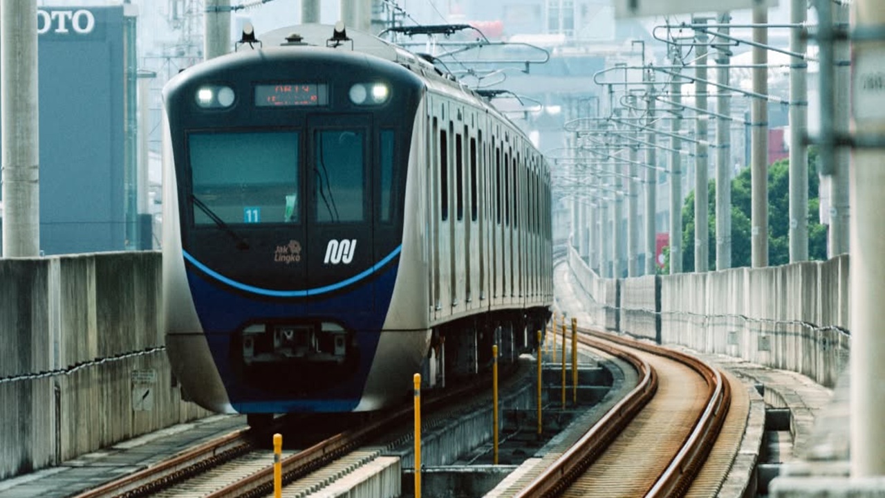 Jadwal Lengkap MRT Jakarta Selama Libur Natal dan Cuti Bersama 25-26 Desember 2024