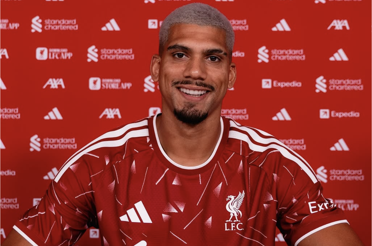 Liverpool Bikin Gebrakan Gila, Kapten Barcelona Ronald Araujo Resmi Merapat