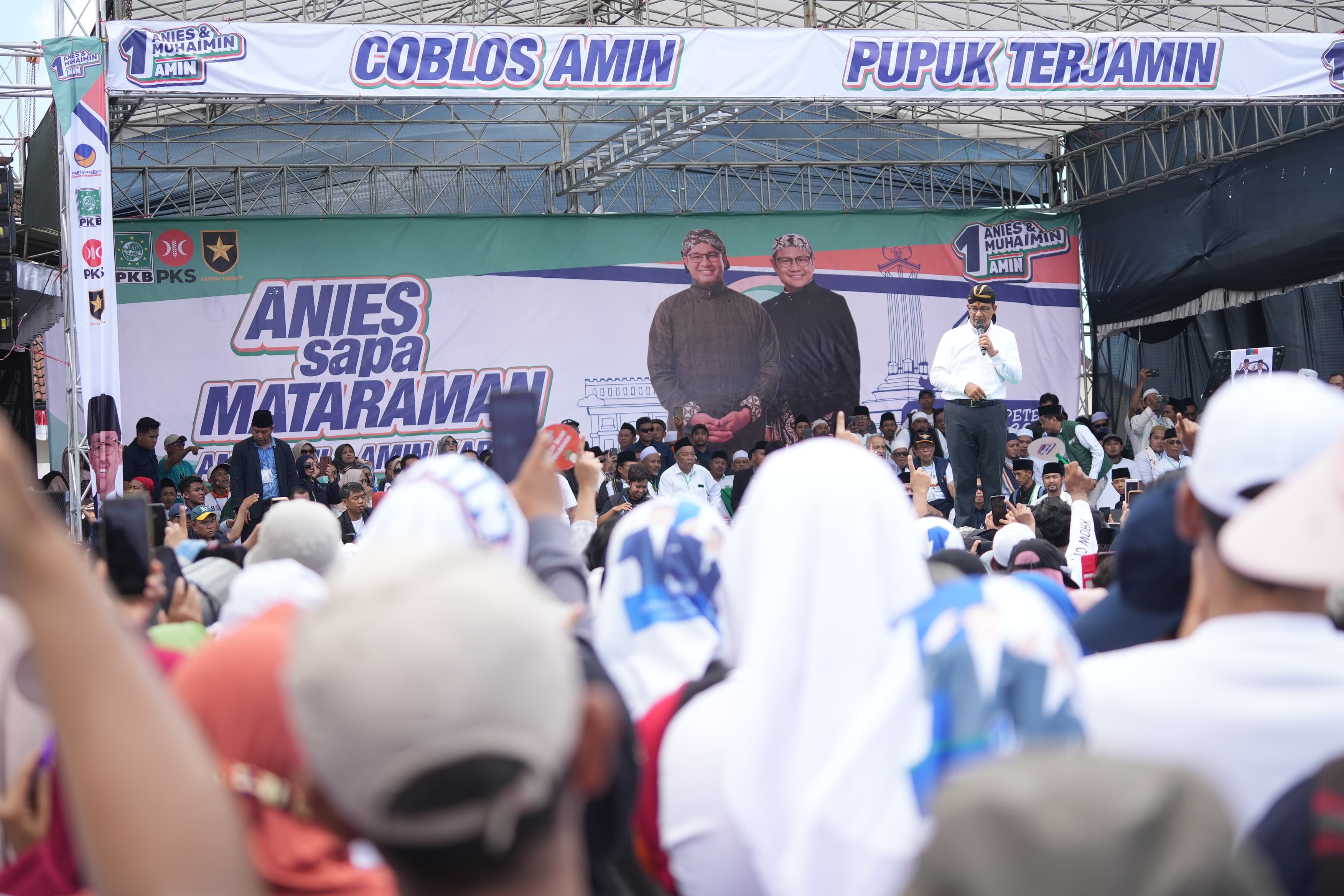 Menyapa Warga di Kawasan Jawa Mataraman, Anies Sampaikan Ini: Bila di Jatim Menang, AMIN Bakal Menang