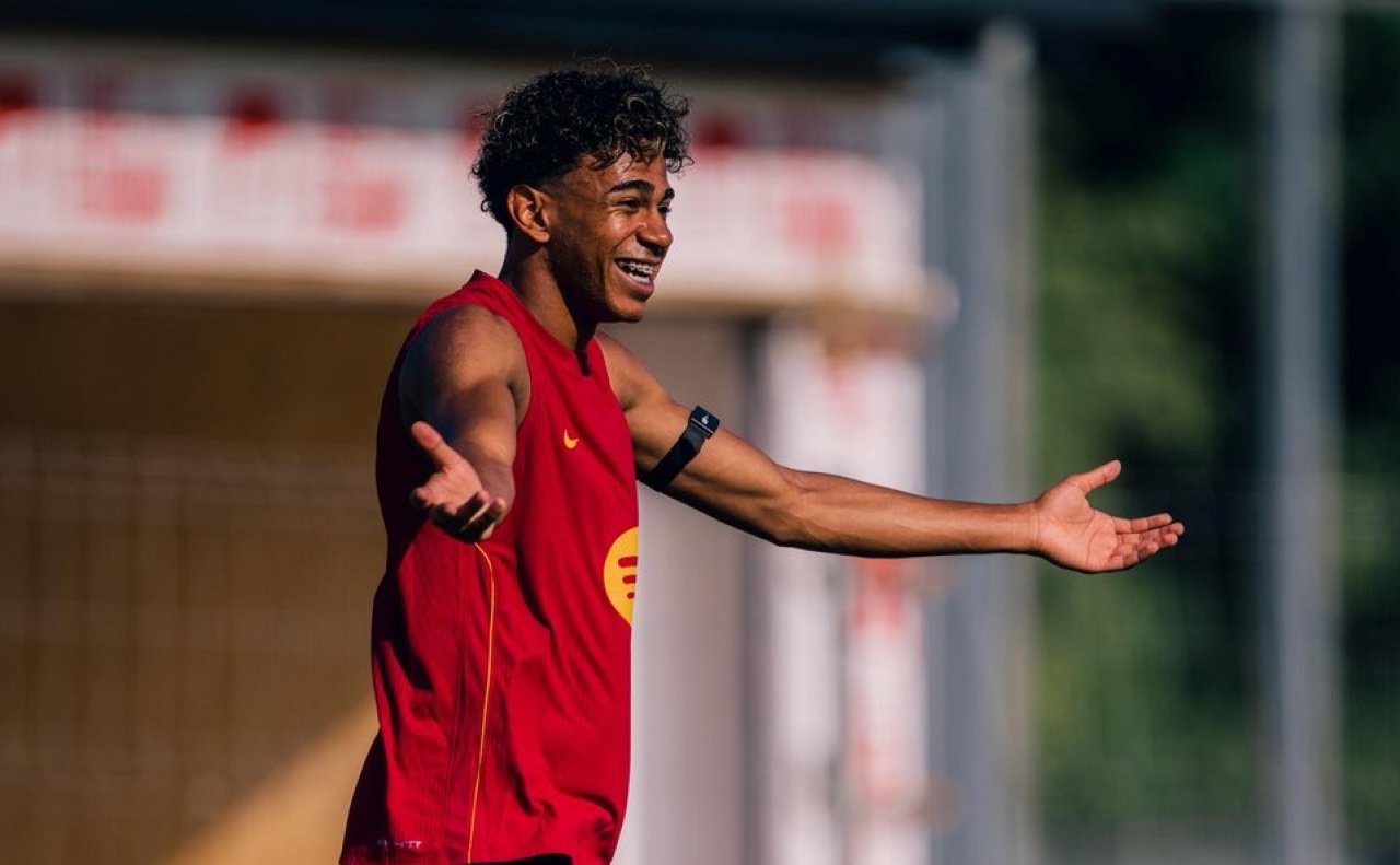 Barcelona Krisis Striker, Hansi Flick Coba Lamine Yamal Jadi False 9