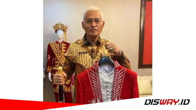 Upacara HUT RI Ke-77, Presiden Joko Widodo Kenakan Pakaian Adat Dolomani dari Provinsi Sulawesi Tenggara
