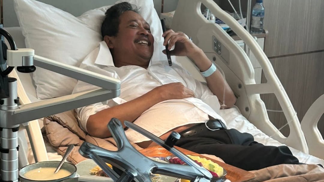 Menteri KKP Sakti Wahyu yang Pingsan Saat Upacara Pastikan Dirinya Baik-baik Saja saat Ditelpon Prabowo