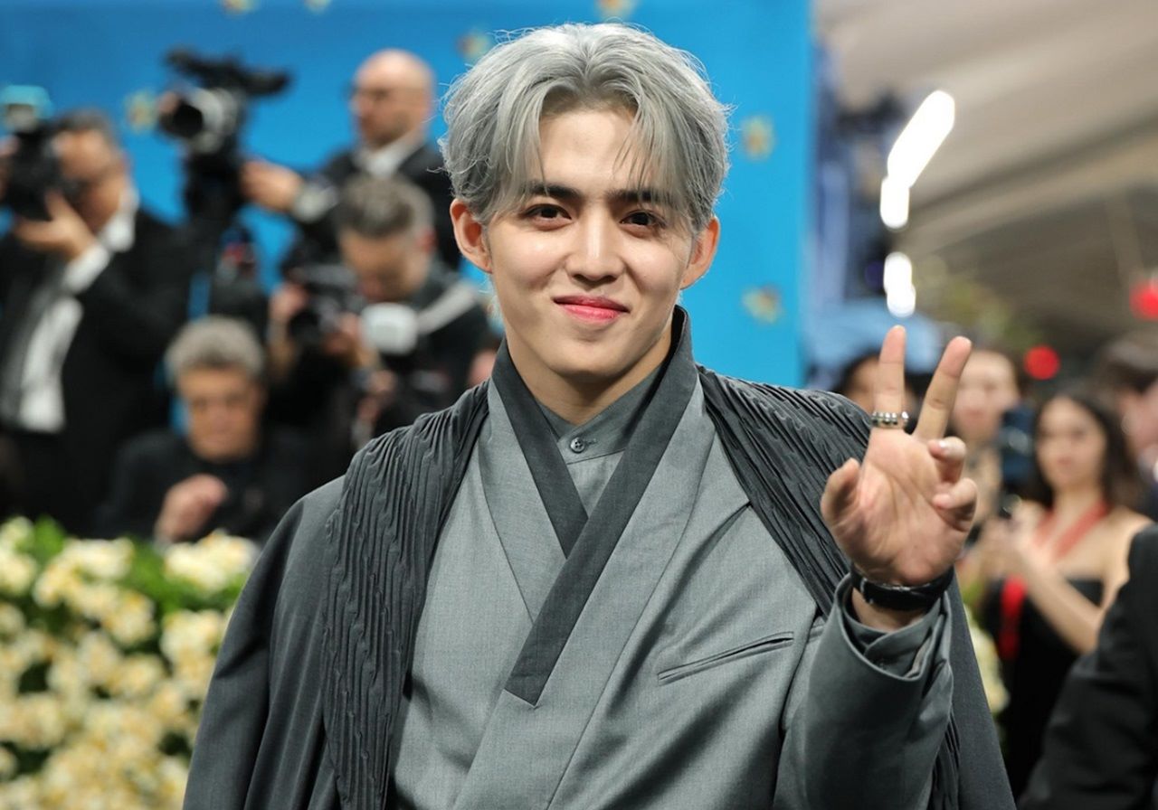 Met Gala 2025: S.COUPS SEVENTEEN Catat Debut Keren dengan Outfit Boss, Simak Foto-fotonya