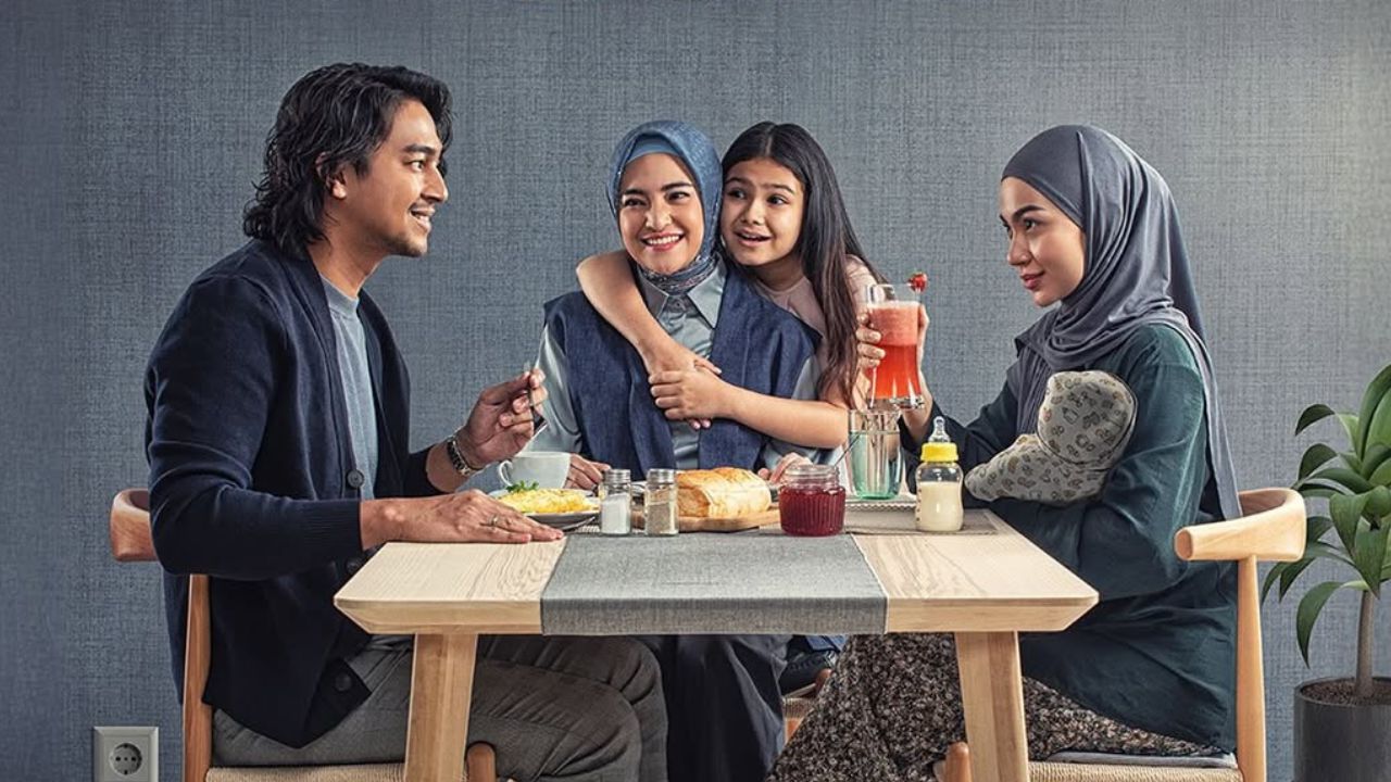 Sinopsis La Tahzan: Cinta, Dosa, Luka, Deva Mahenra Pilih Ariel Tatum daripada Marshanda!