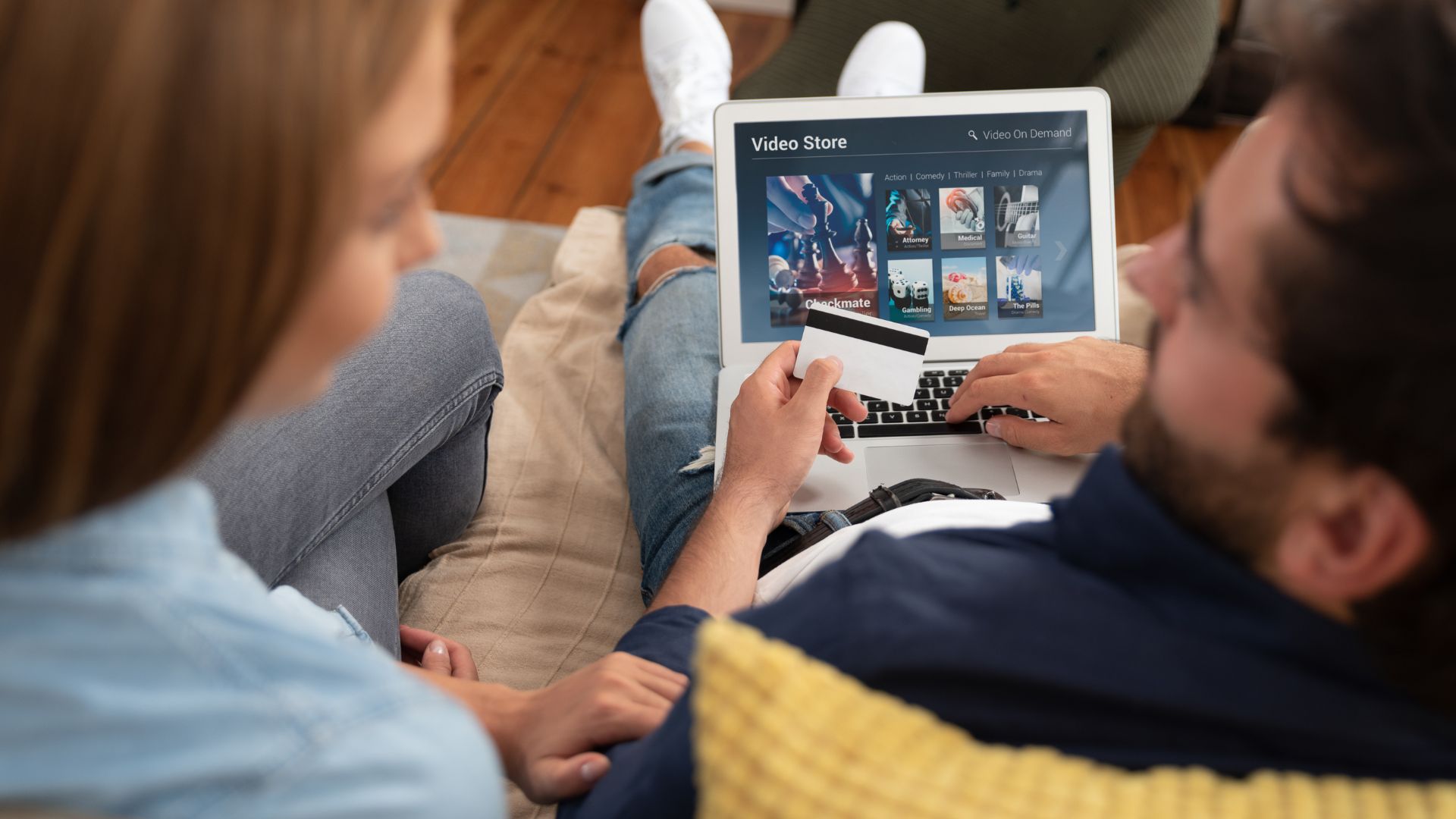 Digital Native Consumers, Alasan Gen Z Gemar Berlangganan Akun Premium?
