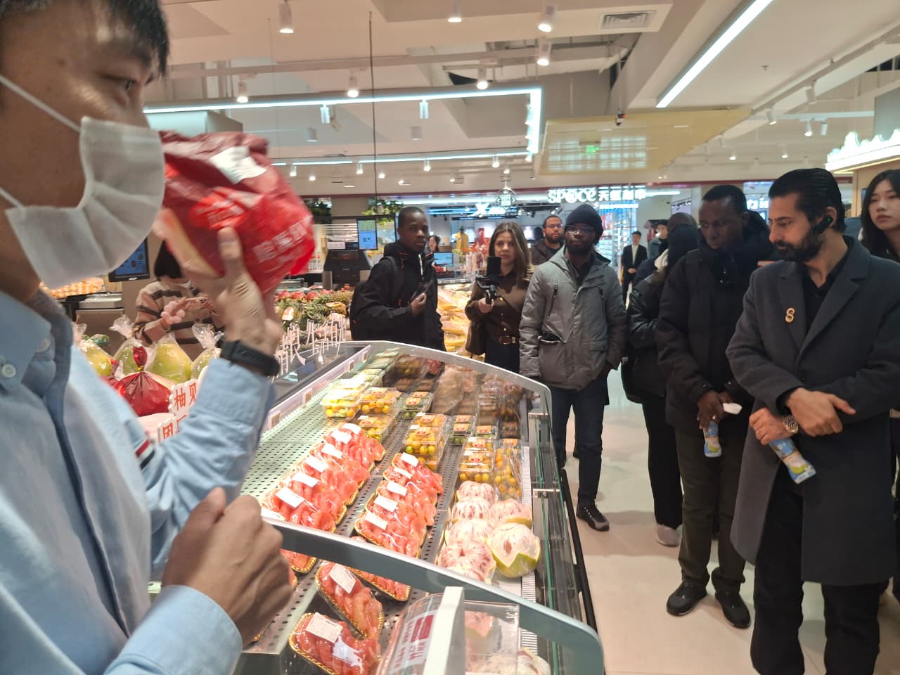 Harian Disway di China International Press Communication Center (CIPCC) (102): Belanja Rasa Icip-Icip