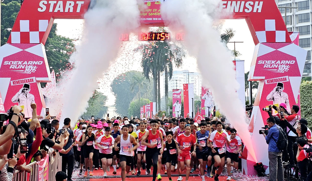 Hasto Ungkap Alasan PDIP Ambil Tema Berlari di Atas Kaki Sendiri dalam Acara Soekarno Run, Singgung Soal Kemandirian   