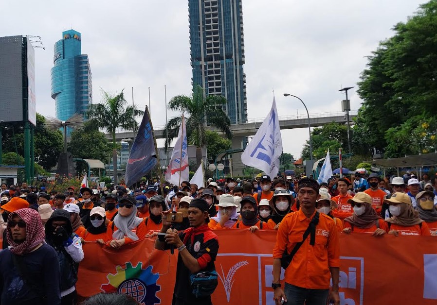 4 Tuntutan Massa Buruh Demo di Kementerian Ketenagakerjaan