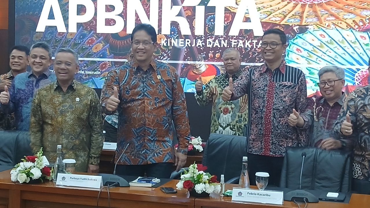 Purbaya Minta Danantara Cicil Utang Whoosh Rp 2 Triliun per Tahun, Tegaskan Jangan Pakai APBN!
