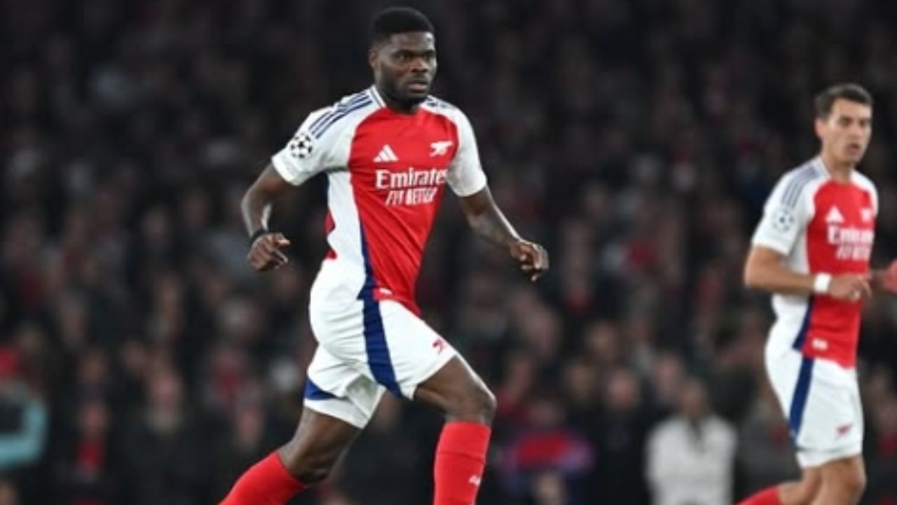 Barcelona Incar Thomas Partey dari Arsenal: Solusi Instan Lini Tengah Flick?