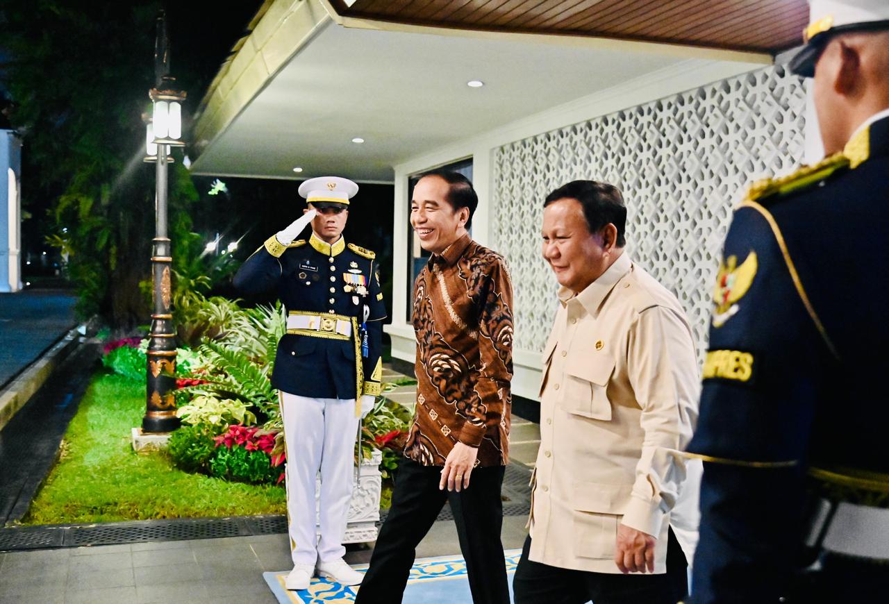 Momen Jokowi Kaget Suasana Istana Kepresidenan Berubah Usai Prabowo Menjabat
