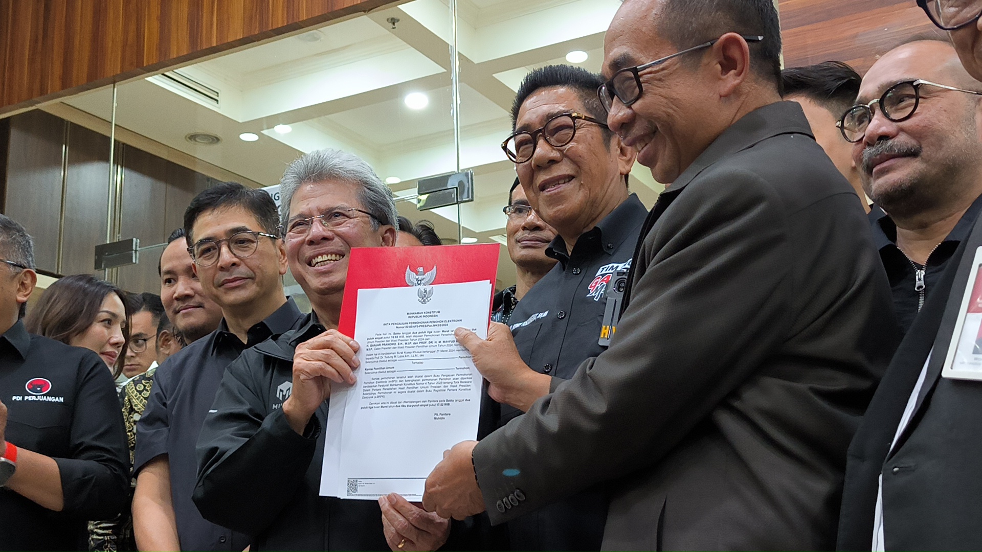 TPN Ganjar-Mahfud Ungkap Asal Muasal Kecurangan, Todung: Nepotisme!