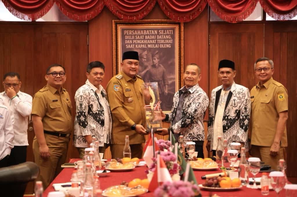 Bupati Bogor Gaungkan Program Satu Desa Satu Sarjana Demi Pendidikan Merata