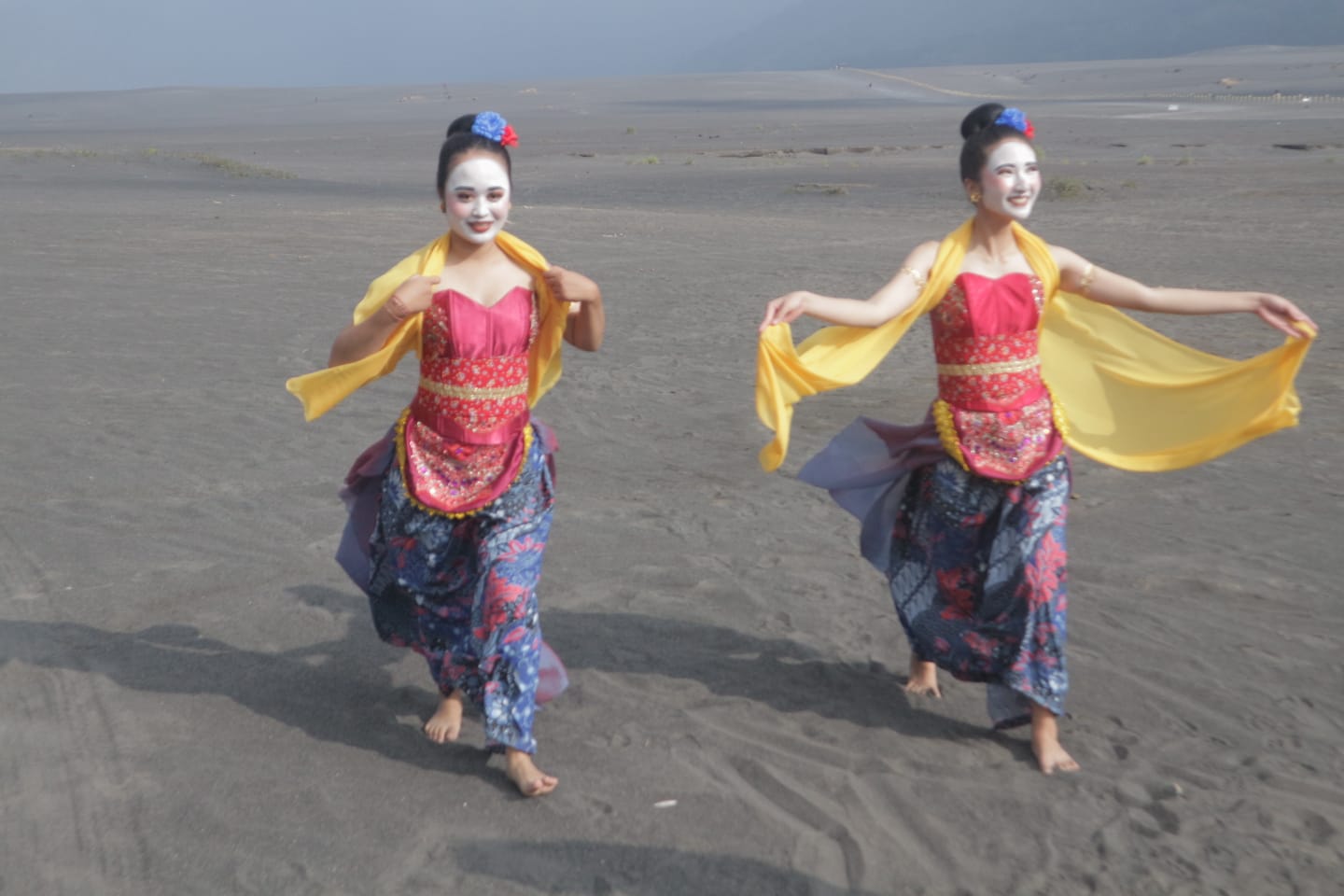 Eksotika Bromo 2025: Di Balik Jenakanya Reyog Cemandi, Ada Kisah Perlawanan Ponpes Panjang Jiwo terhadap Penjajah