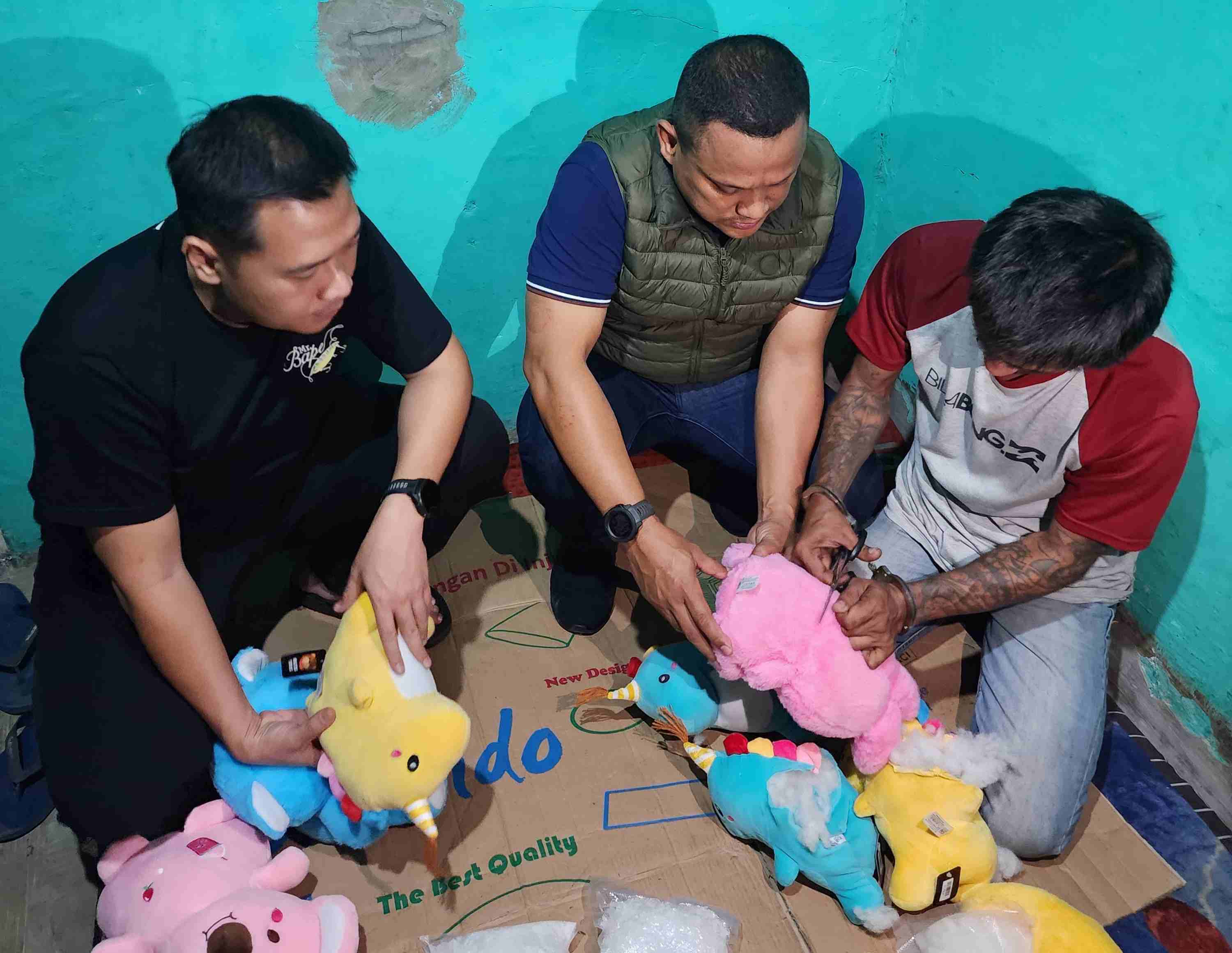 Dua Orang DPO Dikejar Buntut Penangkapan Kurir Narkoba di Cipayung