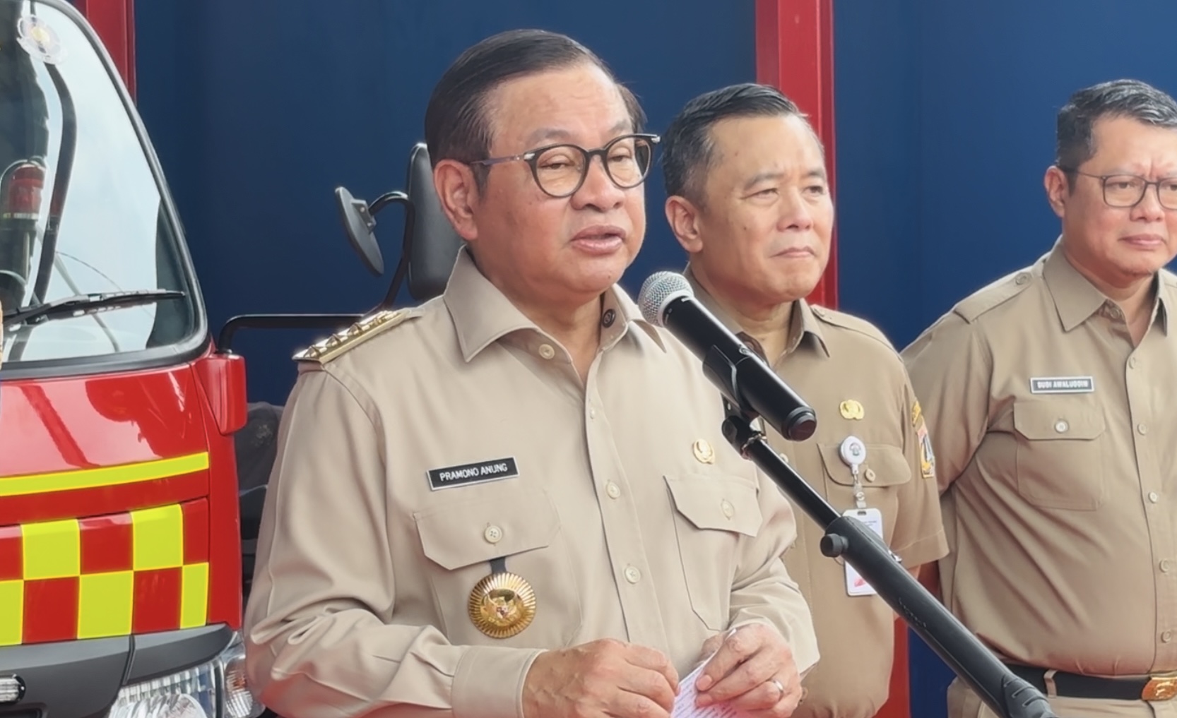 Evaluasi Pembukaan Ragunan Sampai Malam, Pramono: Lahan Parkir Jadi Prioritas Utama