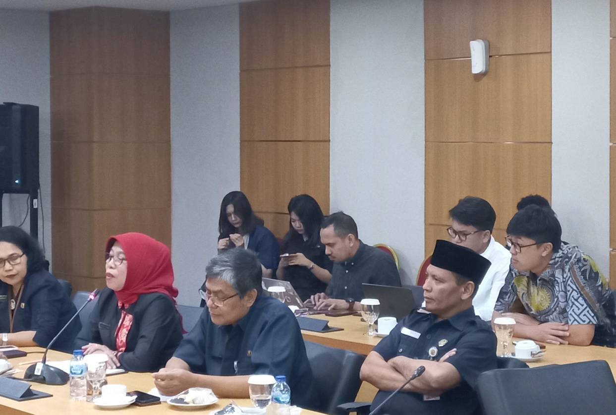 Soal Cleansing DKI Jakarta, DPRD Minta Pemprov Angkat Guru Honorer Menjadi KKI 