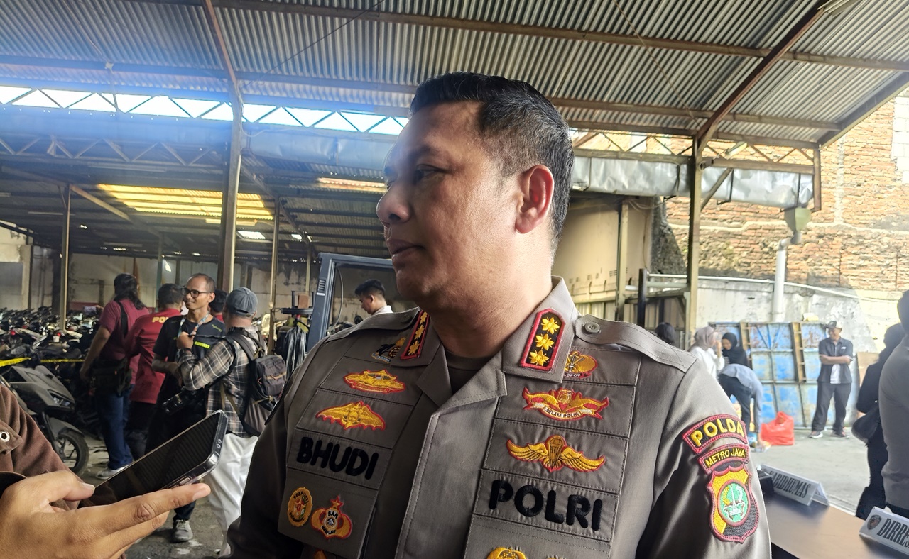 Resmi dalam Kepres, Kapolda Metro Jaya Kini Dijabat Perwira Bintang 3
