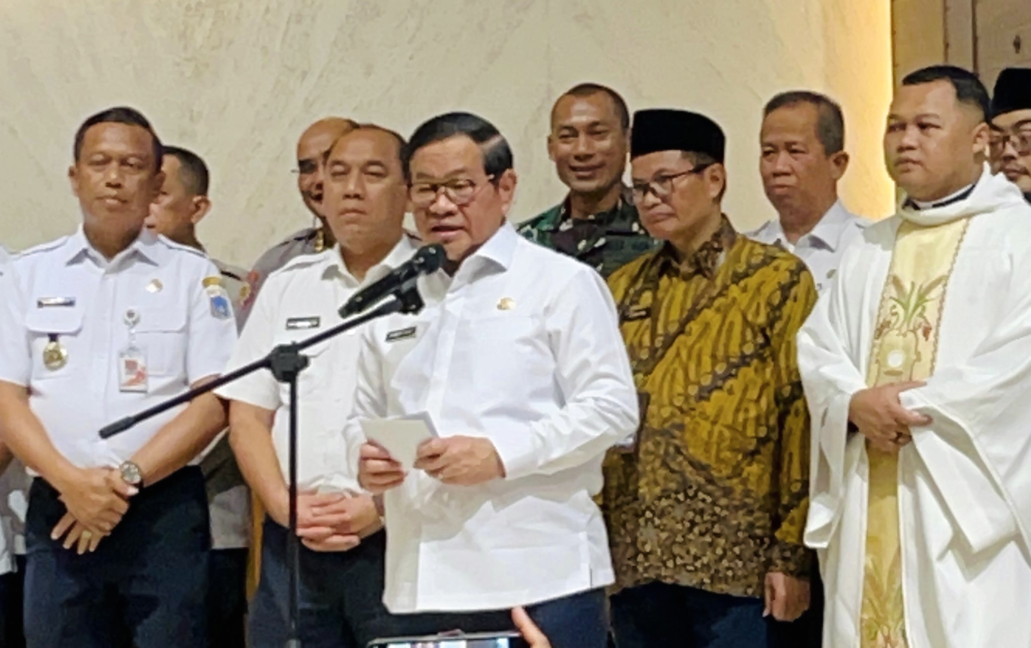 Empati Bencana Sumatera, Pramono Ajak Umat Kristiani Rayakan Natal Sederhana