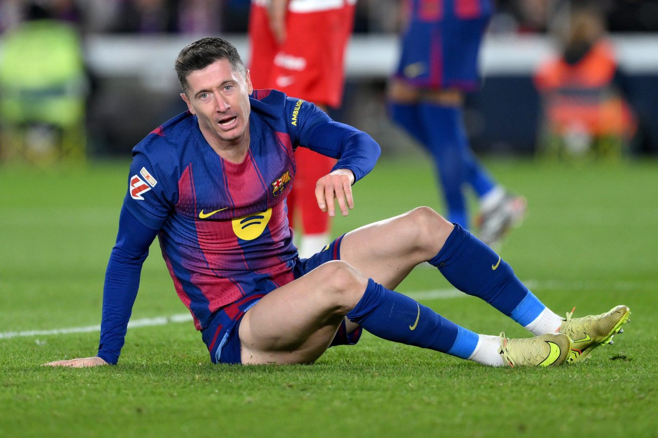 Posisi Lewandowski Mulai Tergeser di Barcelona, Flick Lebih Percaya Ferran?
