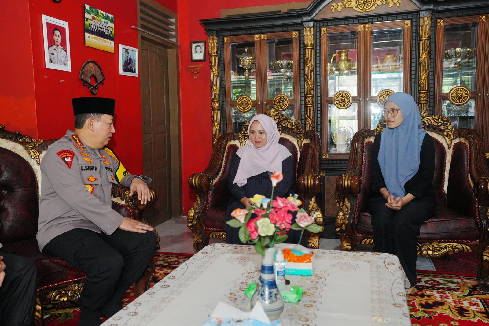 Kapolri Kunjungi Keluarga AKP Lusiyanto, Janji Proses Tegas Pelaku Penembakan