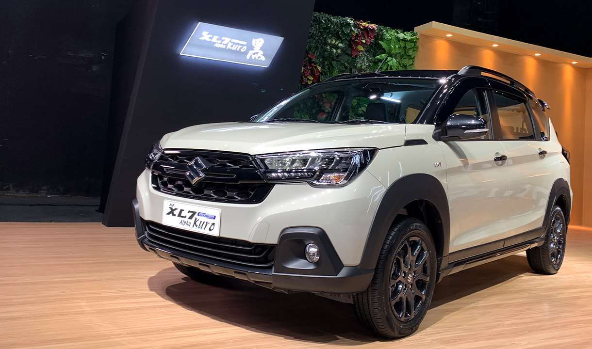 Profil New XL7 Hybrid Alpha Kuro, Makin Elegan dan Sporty Dengan Aksen Hitam