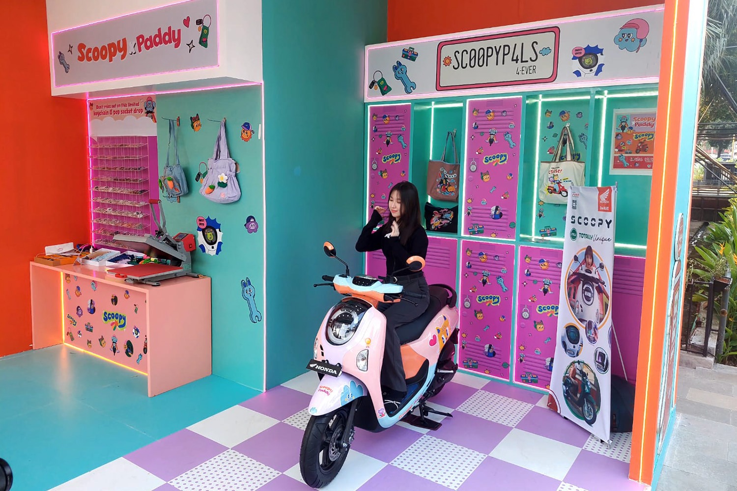 Honda Scoopy Modifikasi Tampil Beda di Grove Fest at Cibis